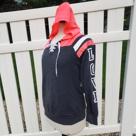 bobbie brooks hoodie